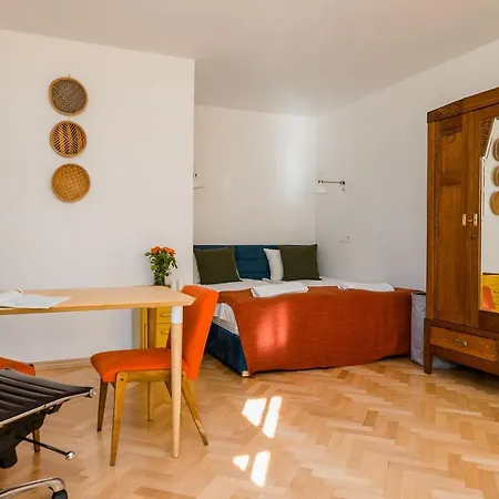 Apartment Shortstaypoland Bieniewicka