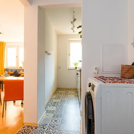 Shortstaypoland Bieniewicka Apartment